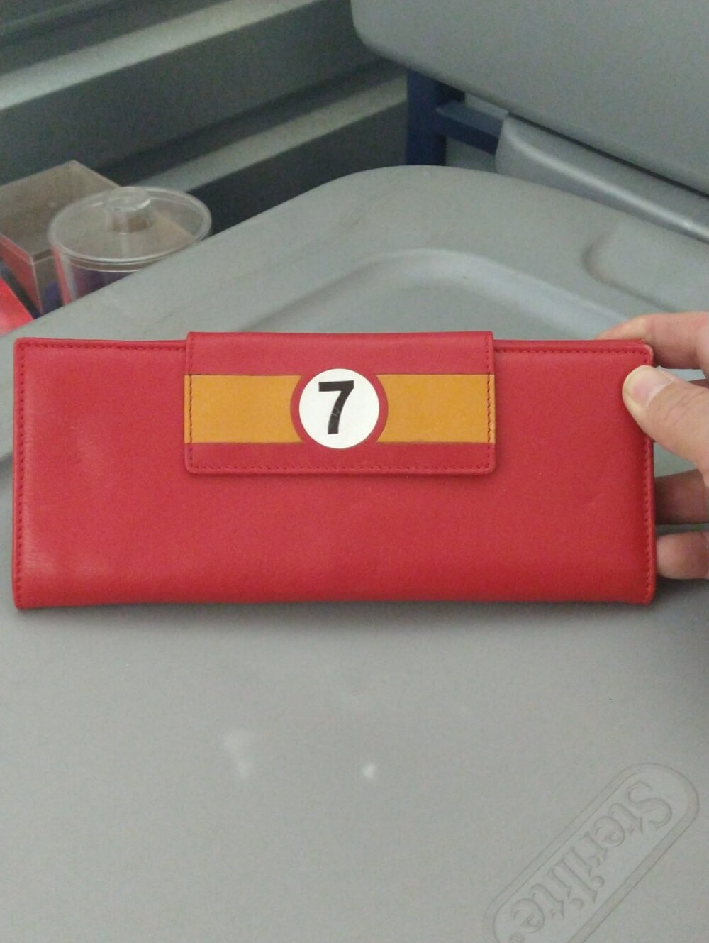 Red Tri‑Fold Wallet Retro 7‑Ball Card Organizer with ID Windows & Zip Pocket